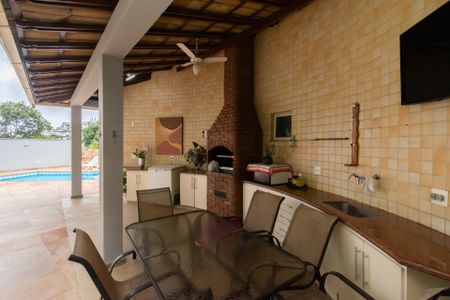 Casa de condomínio à venda com 361m², 4 quartos e 3 vagasEspaço Gourmet