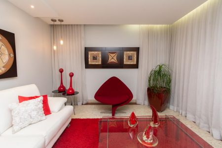 Casa de condomínio à venda com 361m², 4 quartos e 3 vagasSala de estar 2