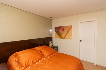 Casa de condomínio à venda com 361m², 4 quartos e 3 vagasSuíte Master