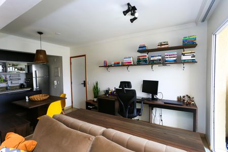 sala  de apartamento à venda com 2 quartos, 60m² em Jardim Caner, Taboão da Serra