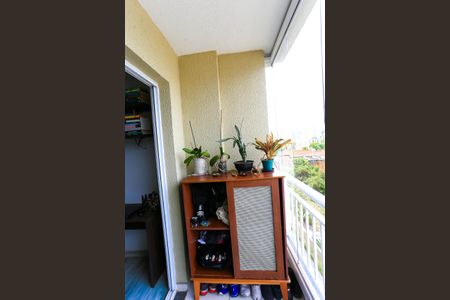 varanda de apartamento à venda com 2 quartos, 60m² em Jardim Caner, Taboão da Serra