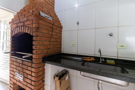Apartamento para alugar com 47m², 2 quartos e 1 vagaÁrea comum - Churrasqueira