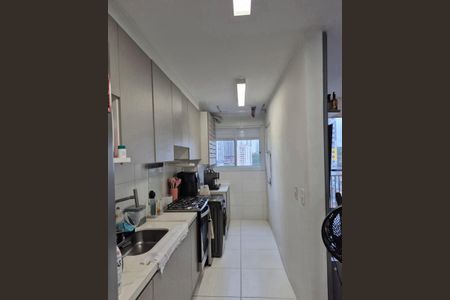 Cozinha de apartamento à venda com 2 quartos, 58m² em Picanço, Guarulhos