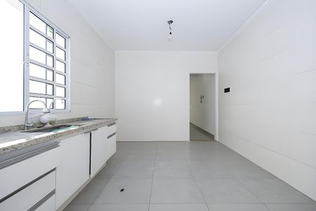 Casa para alugar com 199m², 3 quartos e 4 vagas