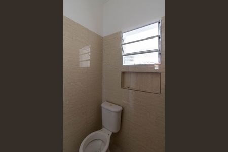 Banheiro de casa de condomínio para alugar com 1 quarto, 40m² em Cabuçu, Guarulhos