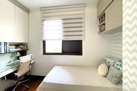 Apartamento à venda com 173m², 4 quartos e 3 vagasQuarto 3