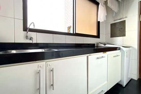 Apartamento à venda com 173m², 4 quartos e 3 vagasÁrea de Serviço