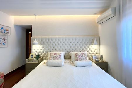 Apartamento à venda com 173m², 4 quartos e 3 vagasSuite 1