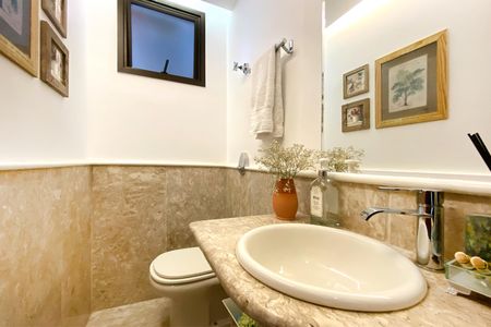 Apartamento à venda com 173m², 4 quartos e 3 vagasLavabo da Sala