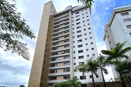 Apartamento à venda com 173m², 4 quartos e 3 vagasFachada