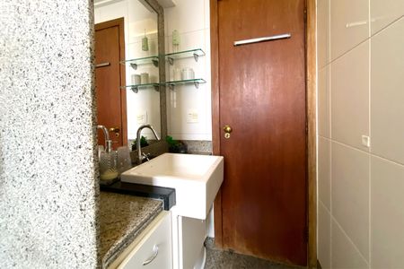 Apartamento à venda com 173m², 4 quartos e 3 vagasBanheiro