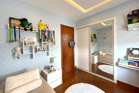 Apartamento à venda com 173m², 4 quartos e 3 vagasQuarto 4