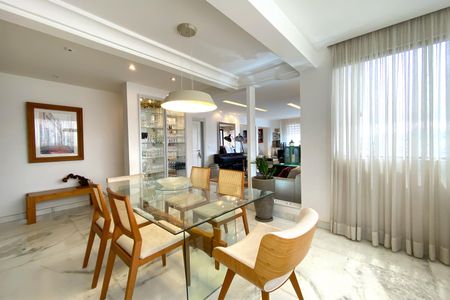 Apartamento à venda com 173m², 4 quartos e 3 vagasSala de Jantar