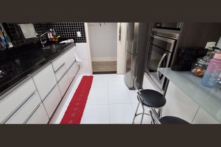 Apartamento à venda com 98m², 3 quartos e 2 vagasCozinha 