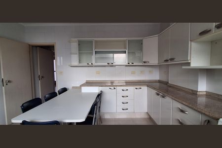 Apartamento à venda com 187m², 3 quartos e 2 vagas Apartamento à venda com 187m², 3 quartos e 2 vagasCozinha