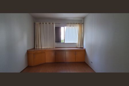 Apartamento à venda com 187m², 3 quartos e 2 vagas Apartamento à venda com 187m², 3 quartos e 2 vagasSuíte