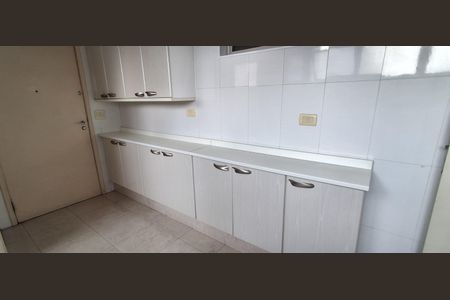 Apartamento à venda com 187m², 3 quartos e 2 vagas Apartamento à venda com 187m², 3 quartos e 2 vagasÁrea de Serviço