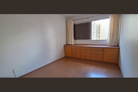 Apartamento à venda com 187m², 3 quartos e 2 vagas Apartamento à venda com 187m², 3 quartos e 2 vagasQuarto 2