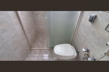 Apartamento à venda com 187m², 3 quartos e 2 vagas Apartamento à venda com 187m², 3 quartos e 2 vagasBanheiro Suíte