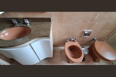 Apartamento à venda com 187m², 3 quartos e 2 vagas Apartamento à venda com 187m², 3 quartos e 2 vagasBanheiro Social