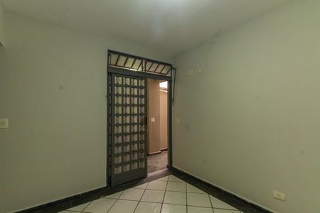 Casa para alugar com 270m², 4 quartos e 4 vagas Casa para alugar com 270m², 4 quartos e 4 vagasQuarto de Serviço