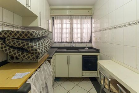 Casa para alugar com 270m², 4 quartos e 4 vagas Casa para alugar com 270m², 4 quartos e 4 vagasCozinha