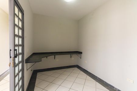 Casa para alugar com 270m², 4 quartos e 4 vagas Casa para alugar com 270m², 4 quartos e 4 vagasQuarto 3