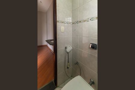 Casa para alugar com 270m², 4 quartos e 4 vagas Casa para alugar com 270m², 4 quartos e 4 vagasBanheiro da Suíte 1