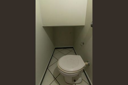 Casa para alugar com 270m², 4 quartos e 4 vagas Casa para alugar com 270m², 4 quartos e 4 vagasLavabo