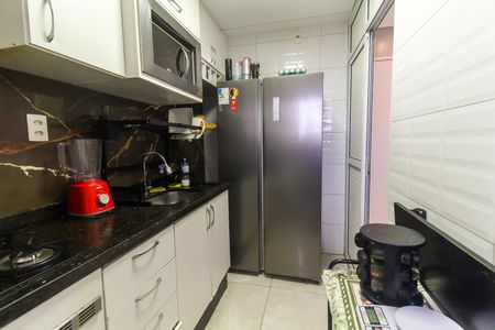 Apartamento à venda com 52m², 2 quartos e 1 vaga Apartamento à venda com 52m², 2 quartos e 1 vagaCozinha
