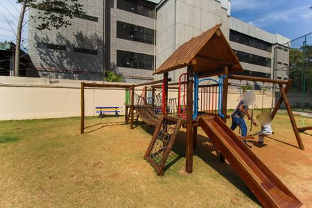 Apartamento à venda com 52m², 2 quartos e 1 vaga Apartamento à venda com 52m², 2 quartos e 1 vagaÁrea comum - Playground 2