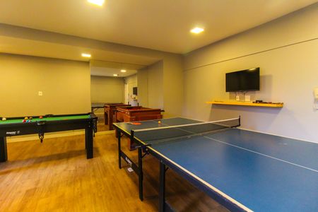 Apartamento à venda com 52m², 2 quartos e 1 vaga Apartamento à venda com 52m², 2 quartos e 1 vagaEspaço de jogos