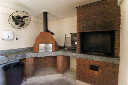 Apartamento à venda com 52m², 2 quartos e 1 vaga Apartamento à venda com 52m², 2 quartos e 1 vagaÁrea comum - Churrasqueira