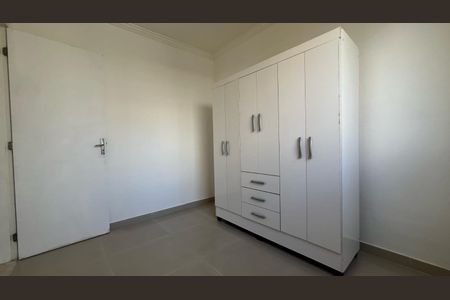 Quarto de apartamento para alugar com 2 quartos, 45m² em Campo Grande, Rio de Janeiro
