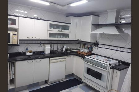 Casa para alugar com 480m², 5 quartos e 8 vagas