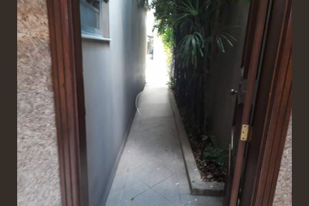 Casa para alugar com 5 quartos, 480m² em Campo Belo, São Paulo