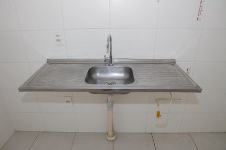 Apartamento à venda com 27m², 1 quarto e sem vaga Apartamento à venda com 27m², 1 quarto e sem vagaCozinha e Área de Serviço