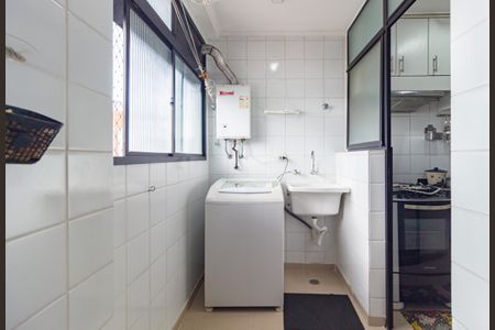 Apartamento à venda com 70m², 3 quartos e 1 vagaÁrea de Serviço