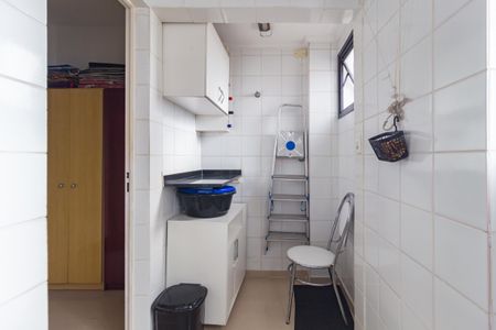 Apartamento à venda com 70m², 3 quartos e 1 vagaÁrea de Serviço