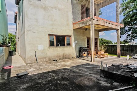 Casa de condomínio à venda com 300m², 4 quartos e 4 vagasÁrea externa