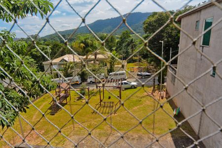 Casa de condomínio à venda com 300m², 4 quartos e 4 vagasVista
