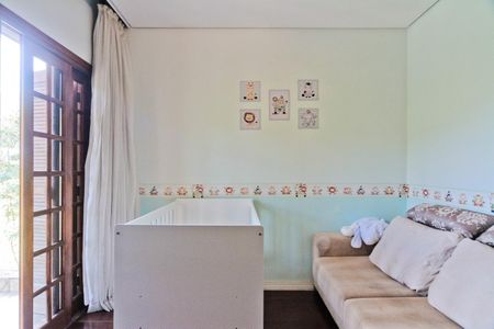 Casa de condomínio à venda com 300m², 4 quartos e 4 vagasSuíte 2