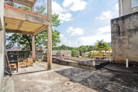 Casa de condomínio à venda com 300m², 4 quartos e 4 vagasÁrea externa