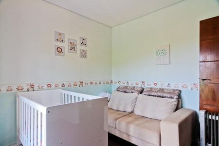 Casa de condomínio à venda com 300m², 4 quartos e 4 vagasSuíte 2