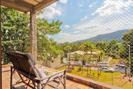 Casa de condomínio à venda com 300m², 4 quartos e 4 vagasVaranda