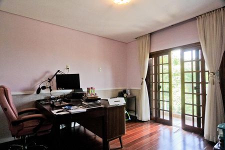 Casa de condomínio à venda com 300m², 4 quartos e 4 vagasSuíte 1