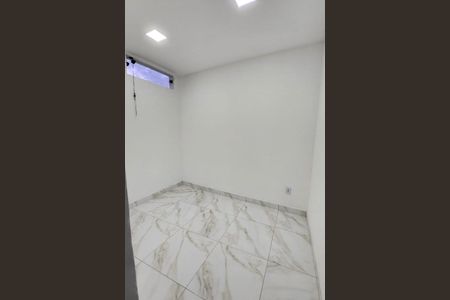 Quarto 2 de casa para alugar com 2 quartos, 50m² em Jardim Primavera, Duque de Caxias