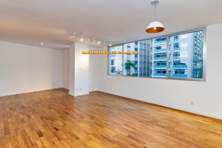 Apartamento à venda com 129m², 3 quartos e 1 vaga