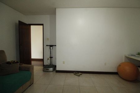 Casa para alugar com 449m², 5 quartos e 2 vagasQuarto 1