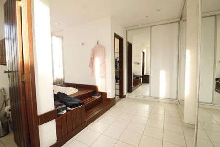 Casa para alugar com 449m², 5 quartos e 2 vagasBanheiro - Quarto 3